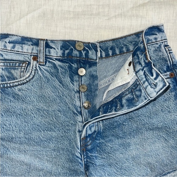 Reformation Charlie Cuffed High Rise Jean Shorts Size 24 - Picture 11 of 14